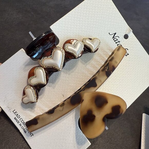 Natasha Women's Lot of 4 Hair Claw Multicolor Aesthetic Flower Heart Trendy NWT - Picture 2 of 8